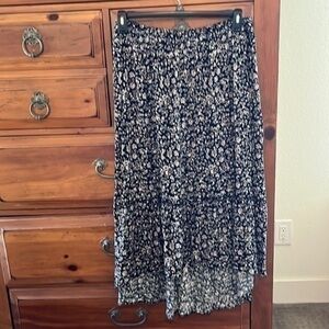 Hippie Rose Women’s Floral Skirt Size XL NWOT